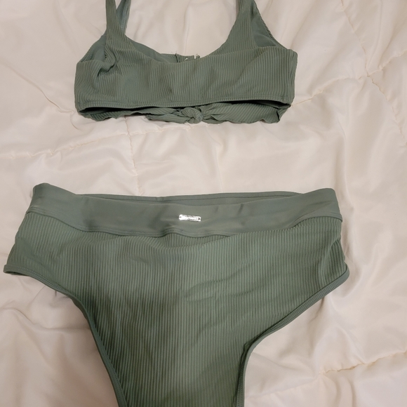 Body glove ribbed bikini bottom Medium - Picture 3 of 3